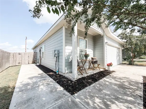 161 Emerald Green TRL, Buda, TX 78610