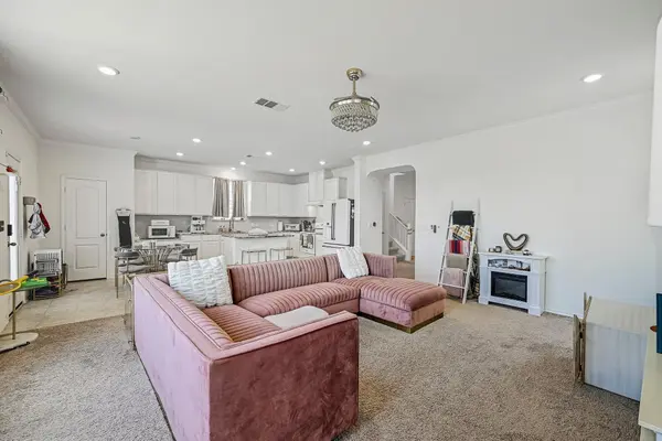 6316 Wagon Spring ST, Del Valle, TX 78617