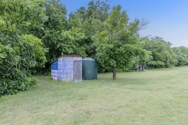 706 Phillip LN, Liberty Hill, TX 78642