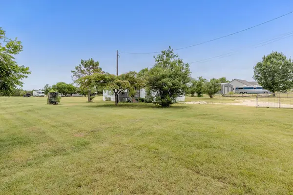 706 Phillip LN, Liberty Hill, TX 78642