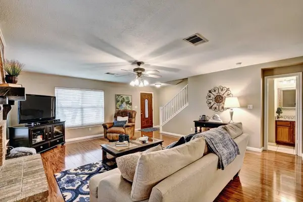 206 Big Sur DR, Cedar Park, TX 78613