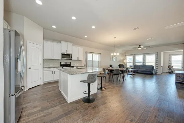 136 Finley ST, Hutto, TX 78634