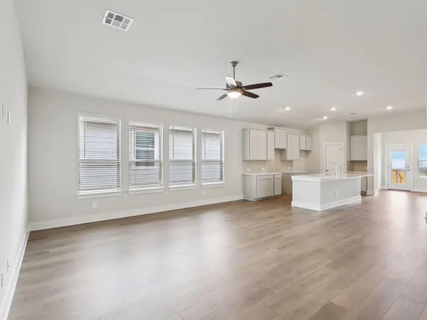 1556 Zion DR, New Braunfels, TX 78132