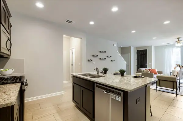 13800 Lyndhurst ST #203, Austin, TX 78717