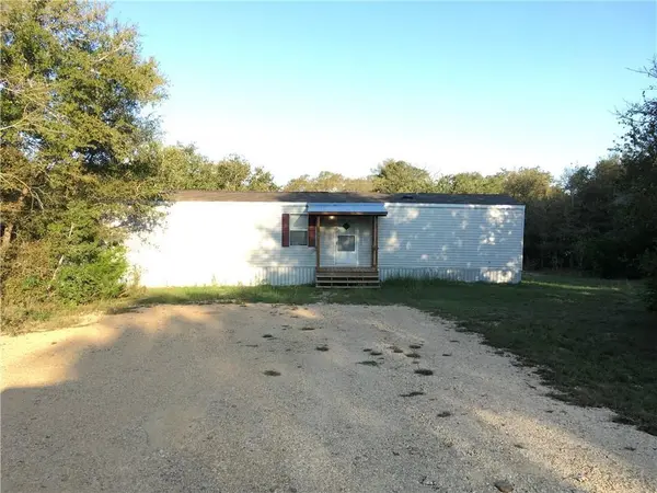1719 Watterson RD #1, Red Rock, TX 78662