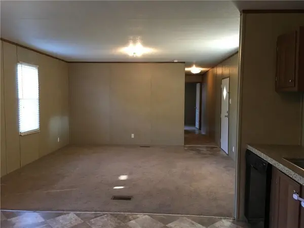 1719 Watterson RD #1, Red Rock, TX 78662