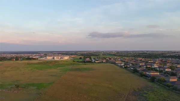 1100 County Road 313, Jarrell, TX 76537