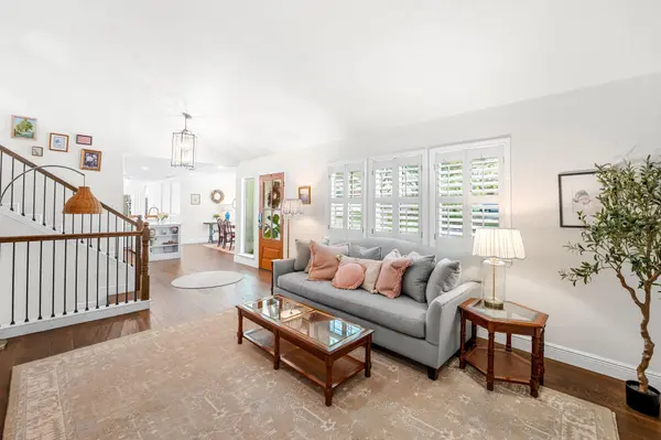 9442 Spring Hollow DR, Austin, TX 78750