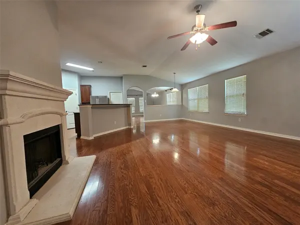 2035 Intrepid DR, Buda, TX 78610