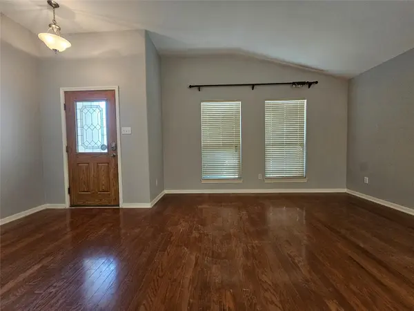 2035 Intrepid DR, Buda, TX 78610