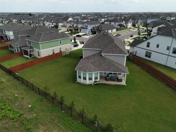 237 Redonda DR, Liberty Hill, TX 78642