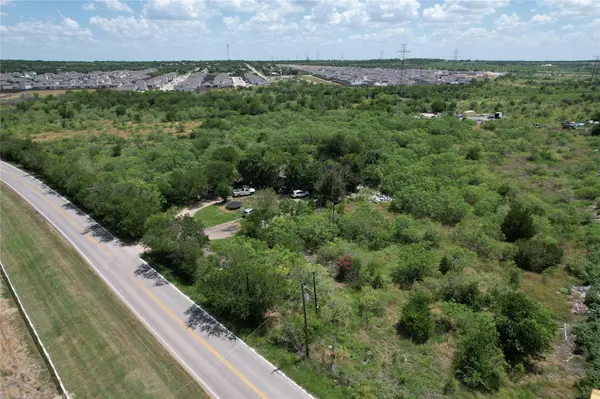 6409 Old Lockhart RD, Buda, TX 78610