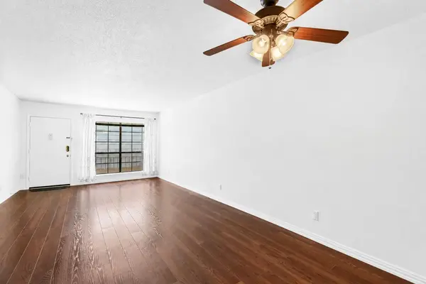 2425 Ashdale DR #92, Austin, TX 78757