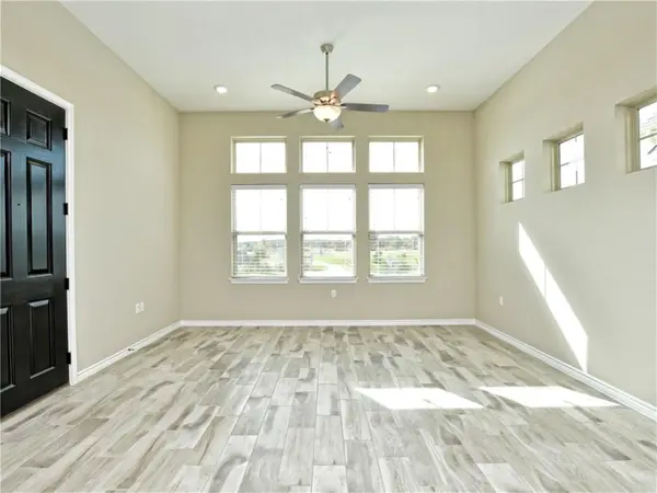 109 Harborside DR #101, San Marcos, TX 78666