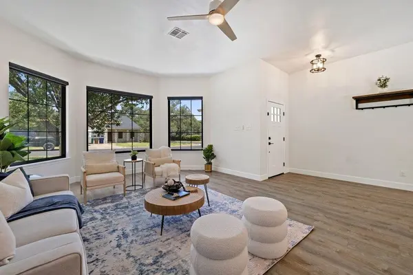 4304 Clarno DR, Austin, TX 78749