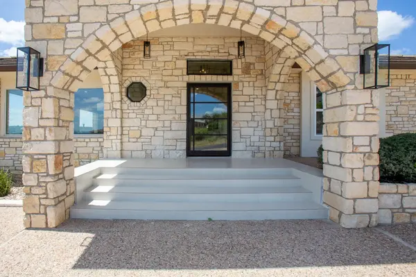 715 Fawn, Horseshoe Bay, TX 78657