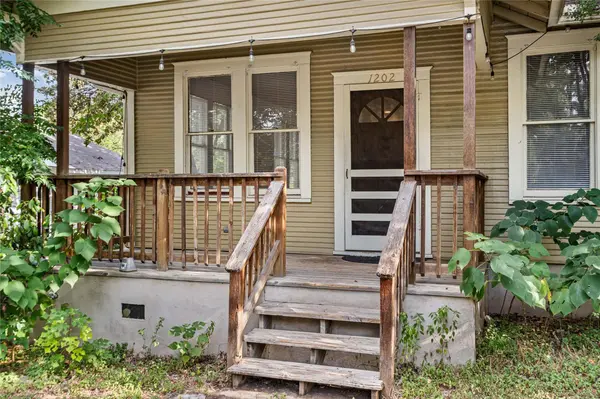 1202 E 13th ST #A, Austin, TX 78702