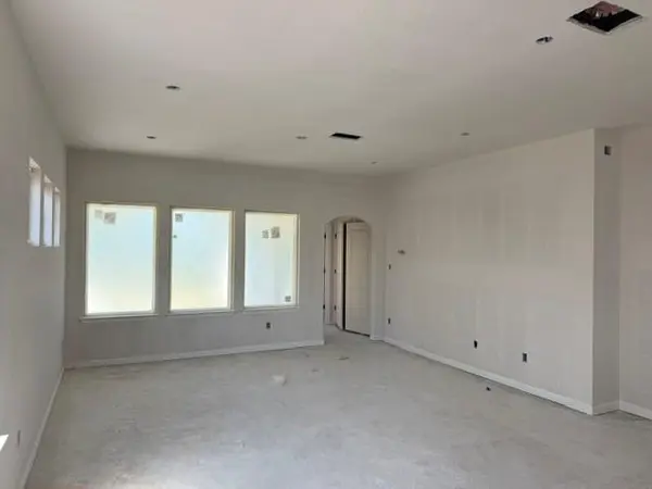 500 Gene Ray Ave, Bertram, TX 78605