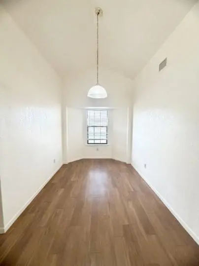 728 W San Antonio ST #730 A, Lockhart, TX 78644