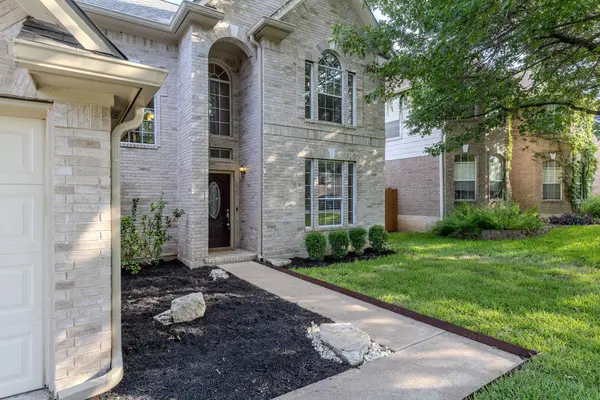2021 Wood Glen DR, Round Rock, TX 78681