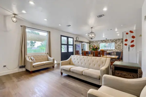 205 Rowland DR, Austin, TX 78745