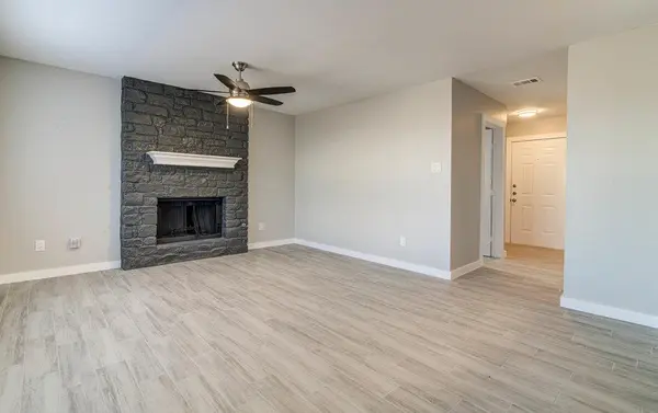 1205 Gregory LN #1205, Round Rock, TX 78664
