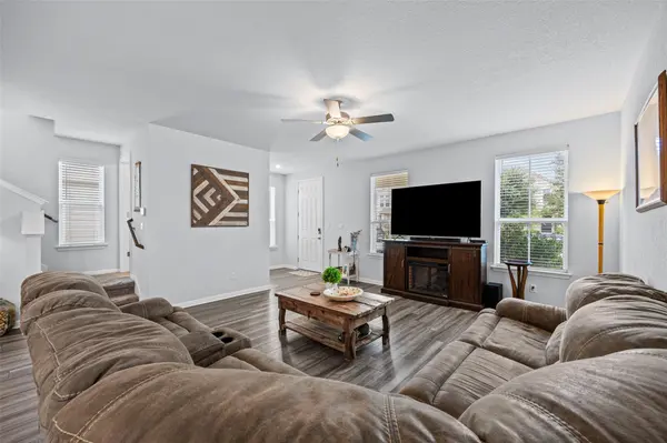 140 Delaware Mountains TER, Dripping Springs, TX 78620