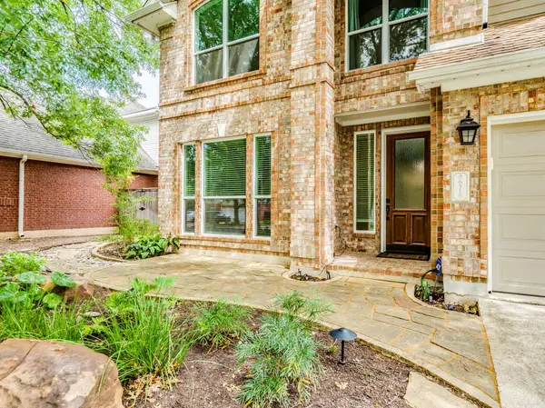 6318 Zadock Woods DR, Austin, TX 78749