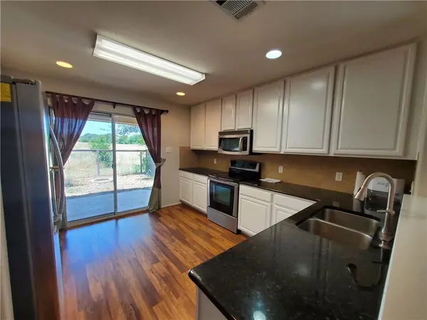 11208 Ashbrook DR, Manchaca, TX 78652