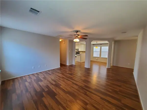 11208 Ashbrook DR, Manchaca, TX 78652