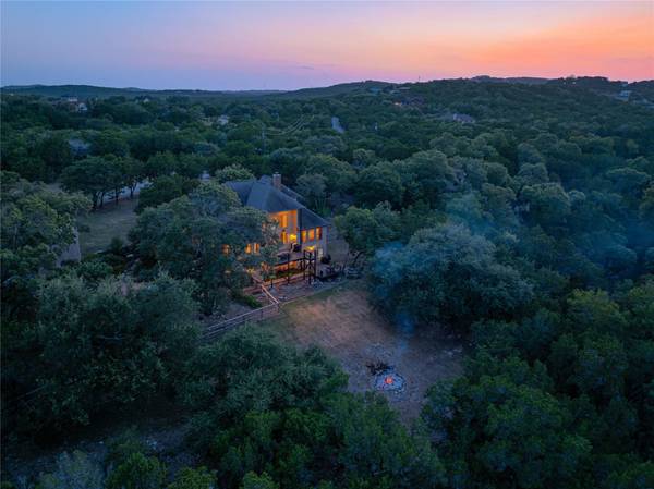 18202 W Reed Parks RD, Jonestown, TX 78645