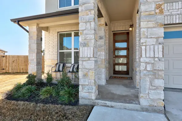 432 Tinto ST, Leander, TX 78641