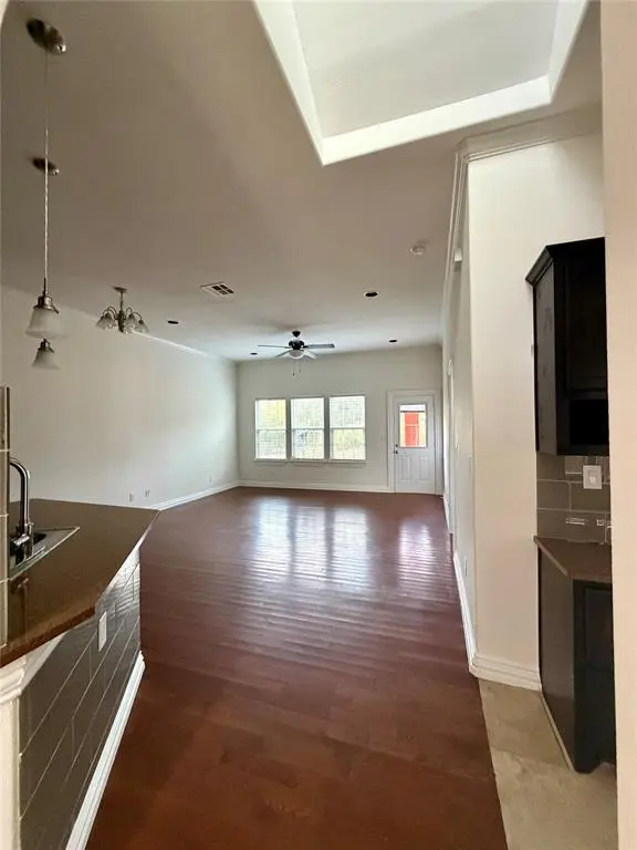 398 Mesa DR #D, Del Valle, TX 78617