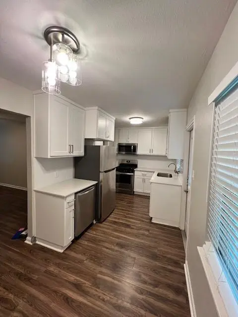 6302 Chesterfield Ave, Austin, TX 78752