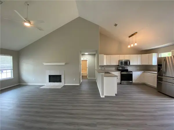 504 Debra DR, Taylor, TX 76574