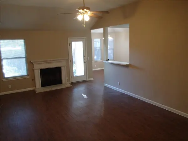 208 Juniper ST, Georgetown, TX 78626