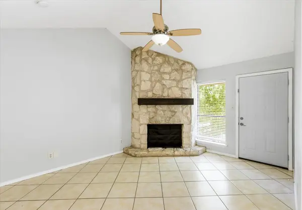 4307 S 1st ST #206, Austin, TX 78745