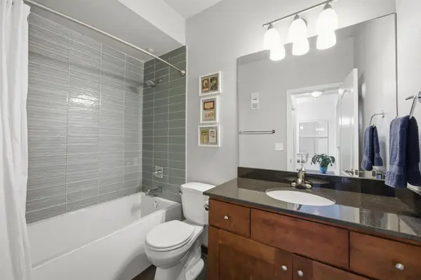 6000 Shepherd Mountain CV #304, Austin, TX 78730
