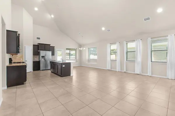 2437 Lyla LN, Leander, TX 78641