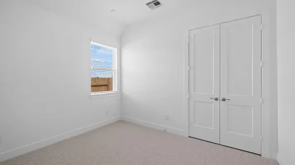 17616 Rolling DR, Manor, TX 78653