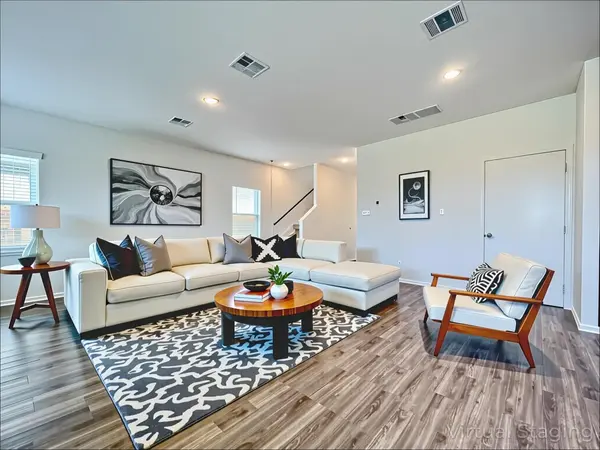 118 Canley LOOP, Hutto, TX 78634