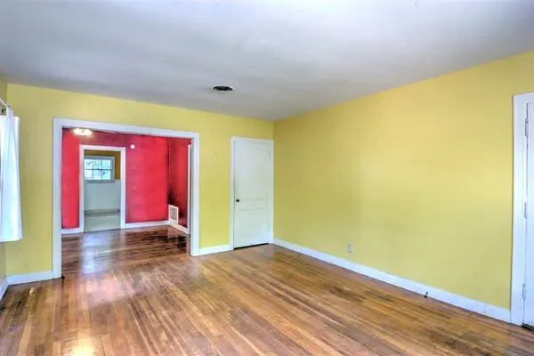 1004 E 38 1/2 ST, Austin, TX 78751