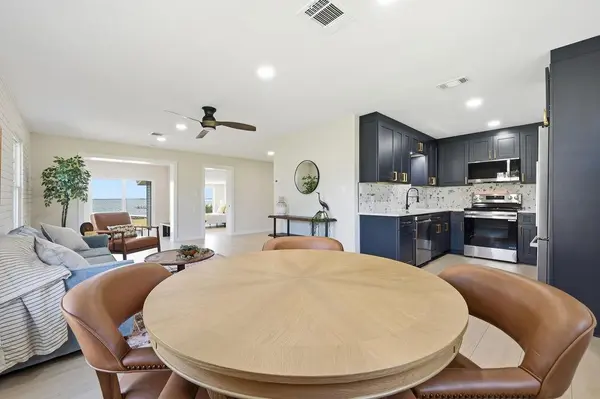819 Lakeshore LOOP, Tow, TX 78672
