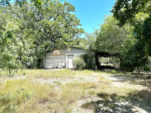 223 Foothill RD, Bastrop, TX 78602