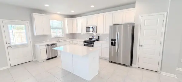 2604 Pecan Island DR, Leander, TX 78641