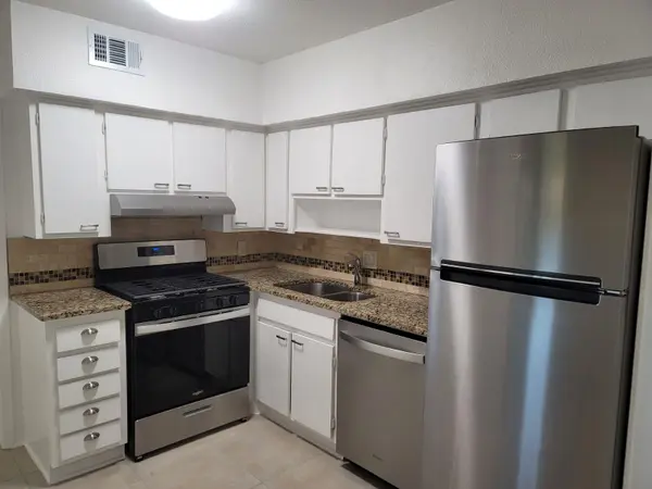 2308 Barton Village CIR #102, Austin, TX 78704
