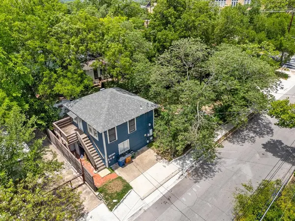 2102 Brackenridge ST #B, Austin, TX 78704