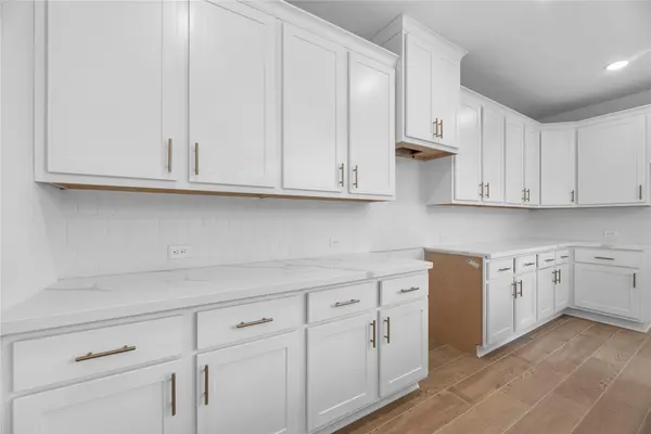 125 Railhead DR, Georgetown, TX 78633