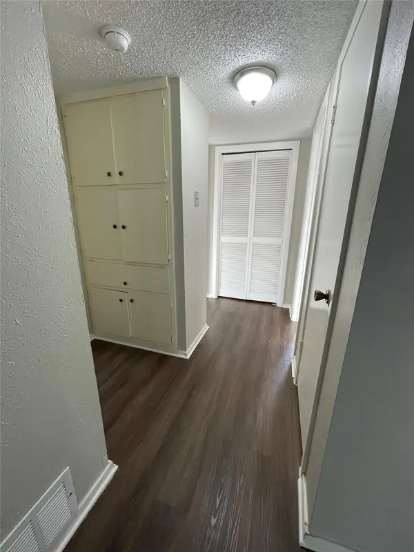 412 Blue Valley DR, Austin, TX 78748