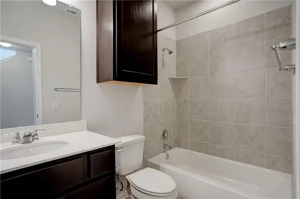 1724 W Artesian Springs XING, Leander, TX 78641
